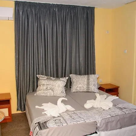 Gasthuis дари влас 4*