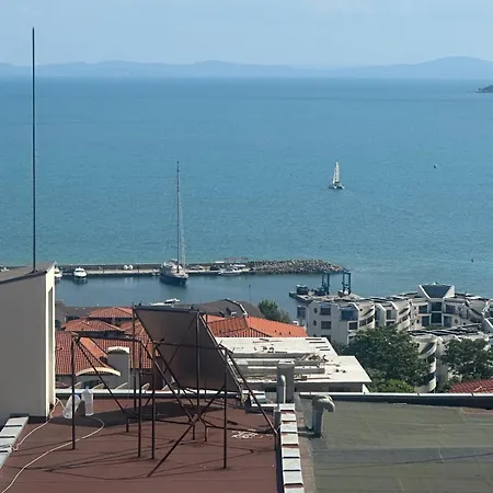 Gasthuis дари влас 4*